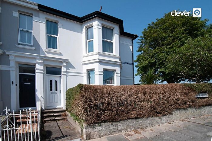 4 Bedroom End Terrace House For Sale In Pentillie Crescent, Peverell, Plymouth, PL4