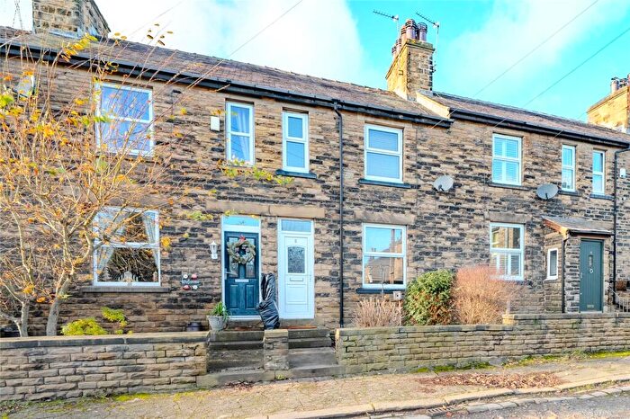2 Bedroom Terraced House For Sale In Oakwood Terrace, Pudsey, Leeds, LS28