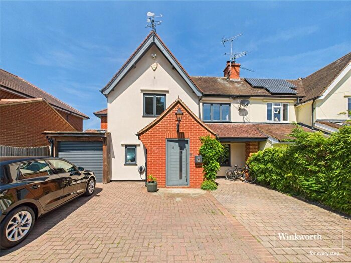5 Bedroom Semi-Detached House For Sale In Glebe Lane, Sonning, Reading, Berkshire, RG4