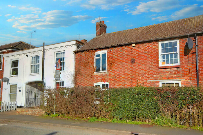 1 Bedroom Terraced House For Sale In South Road, Tetford, LN9
