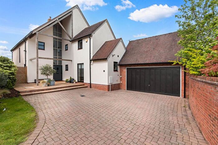 5 Bedroom Detached House For Sale In Loxley Fields, Loxley, Warwick, CV35