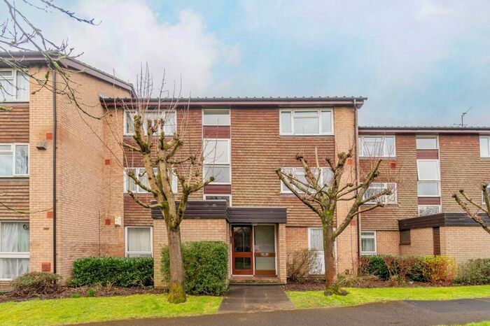 1 Bedroom Flat To Rent In Chepstow Road, East Croydon, Croydon, CR0