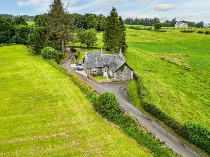 4 Bedroom Cottage For Sale In Castlehill Lodge, Eaglesham, Renfrewshire, G76