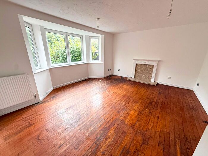 2 Bedroom Flat To Rent In Barquentine Place, Cardiff, CF10