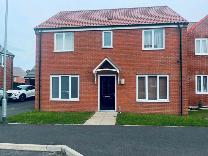 4 Bedroom Property To Rent In Brutus Close, Stanground South, Peterborough, PE2