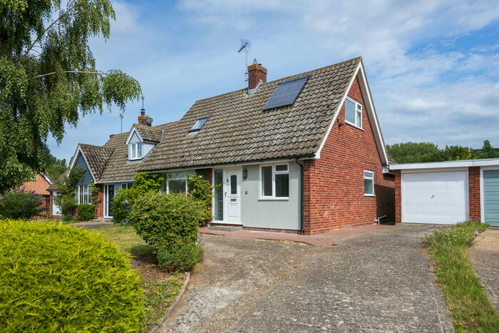 Detached Bungalow To Rent In Laburnum Way, Nayland, CO6