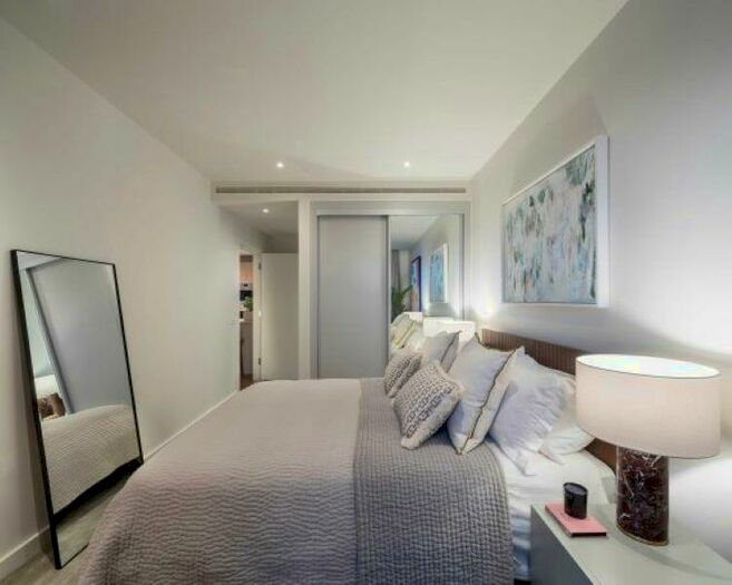 2 Bedroom Apartment To Rent In Nine Elms Lane, London, SW11