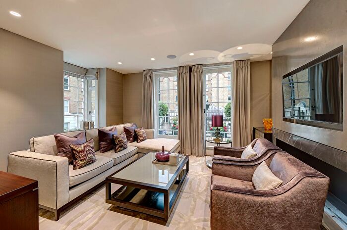 5 Bedroom Town House To Rent In Lindsay Square, London, SW1V