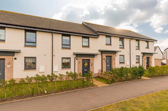 3 Bedroom Villa For Sale In Hepburn Crescent, Edinburgh, EH17