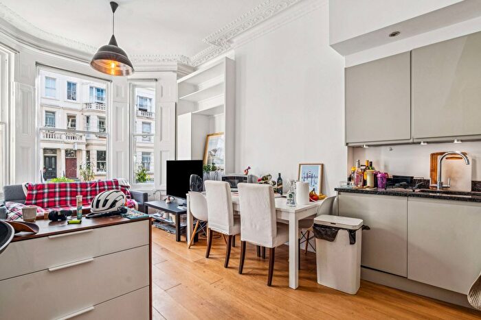 2 Bedroom Flat For Sale In Longridge Road, SW5