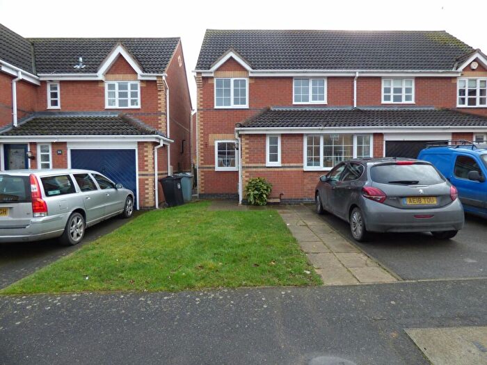 3 Bedroom Semi-Detached House To Rent In Waterloo Drive, Morton, Bourne, PE10