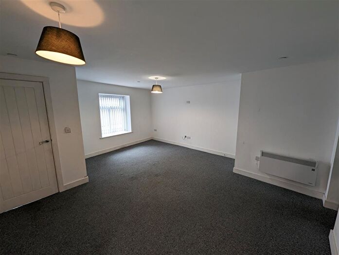 2 Bedroom Flat To Rent In Commercial Street, Risca, Newport, NP11