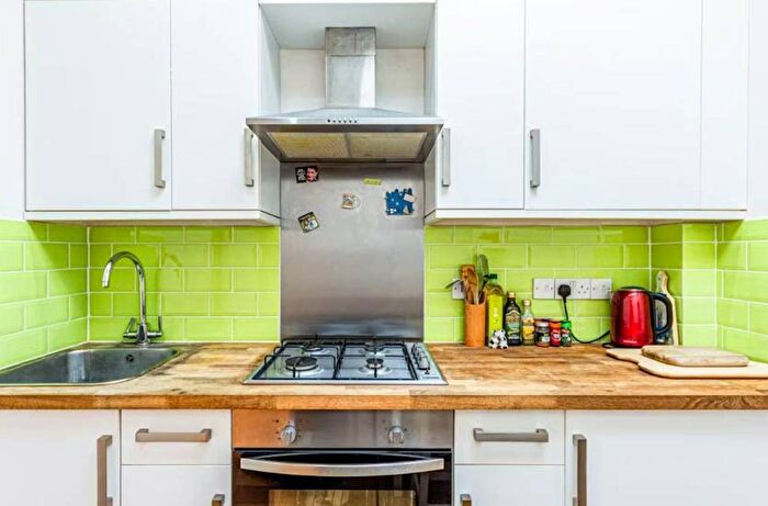 Studio To Rent In Denmark Hill, Camberwell, London, SE5