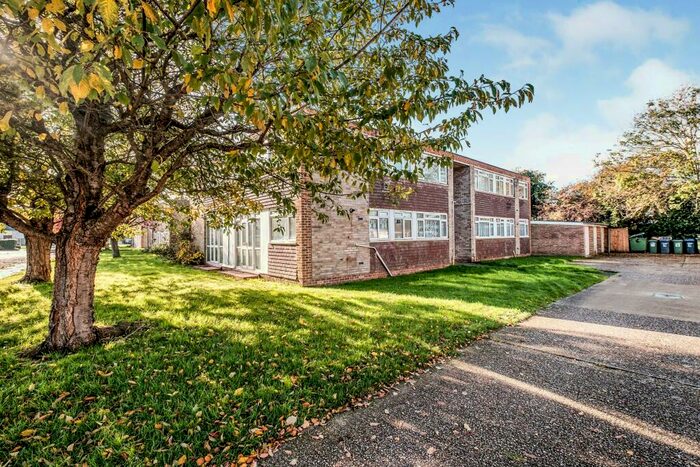 1 Bedroom Flat To Rent In Radnor Road, Worthing, BN13