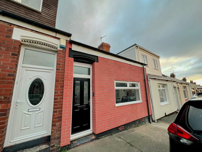 2 Bedroom Terraced Bungalow To Rent In Broadsheath Terrace, Southwick, Sunderland, SR5