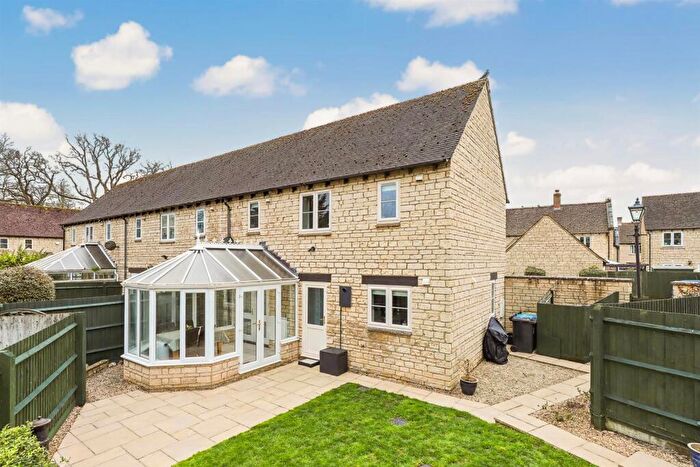 2 Bedroom End Of Terrace House For Sale In Glissard Way, Bradwell Village, Nr Burford, OX18