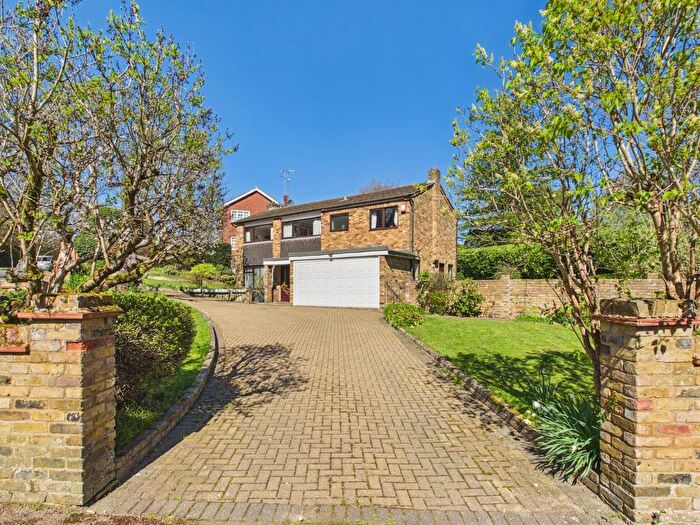 5 Bedroom Detached House For Sale In Eghams Wood Road, Beaconsfield, Buckinghamshire, HP9