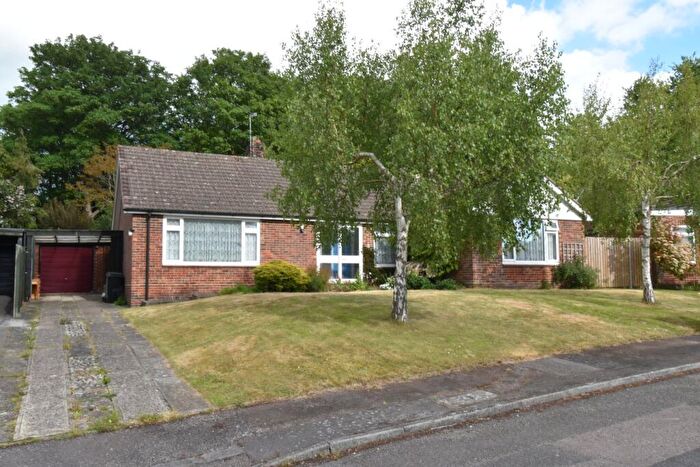 3 Bedroom Bungalow For Sale In Mercer Drive, Harrietsham, Maidstone, ME17