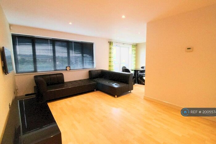 2 Bedroom Flat To Rent In City Road, Newcastle Upon Tyne, NE1