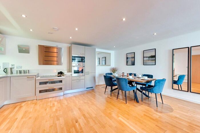 2 Bedroom Apartment To Rent In Avalon, West Street, Brighton, BN1