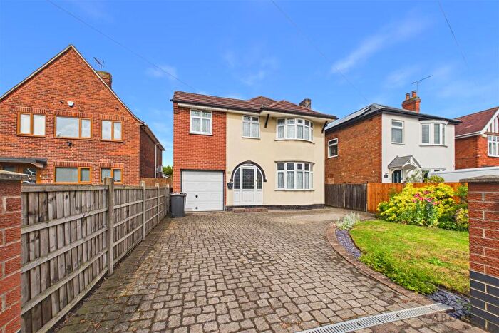 3 Bedroom Detached House For Sale In Station Road, Castle Donington, Derby, DE74