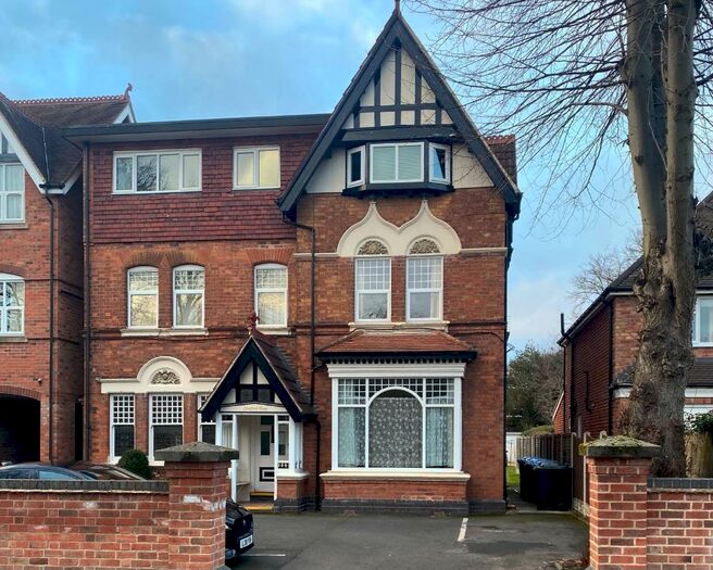 1 Bedroom Flat To Rent In Station Road, Sutton Coldfield, B73