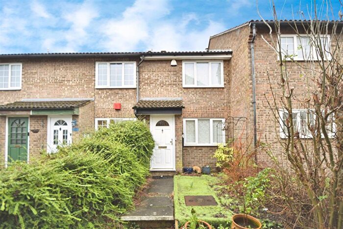 2 Bedroom Terraced House For Sale In Sawyers Lawn, London, W13