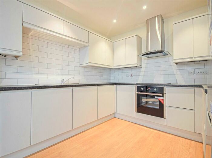 1 Bedroom Apartment To Rent In The Courtyard, Market Street, Ely, Cambridgeshire, CB7