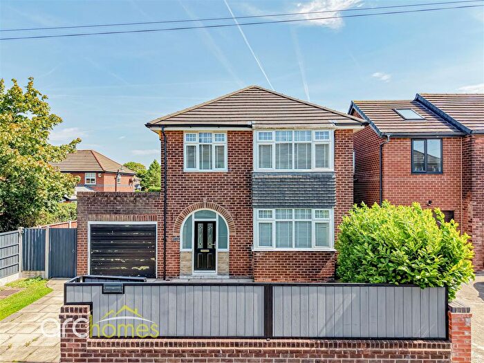 3 Bedroom Detached House For Sale In Park Road, Hindley, Wigan, WN2