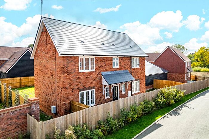 4 Bedroom Detached House For Sale In Thornbrook Close, Stoke Mandeville, Aylesbury, Buckinghamshire, HP22
