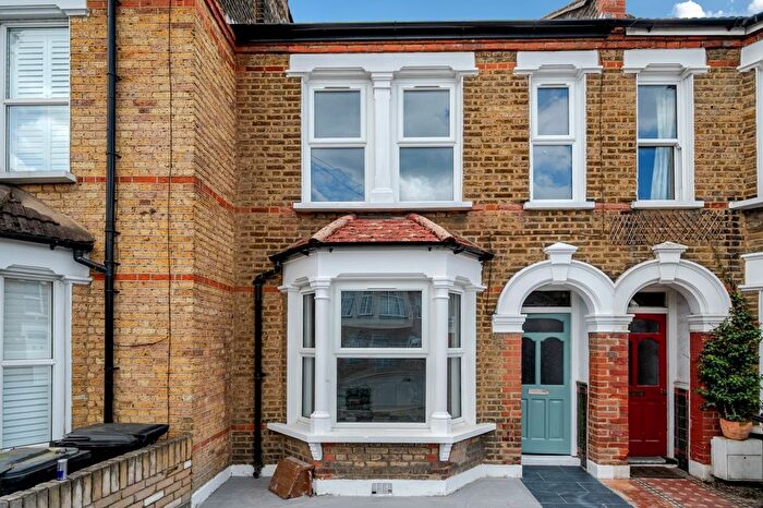 5 Bedroom Terraced House To Rent In Fernbrook Road, Hither Green, SE13