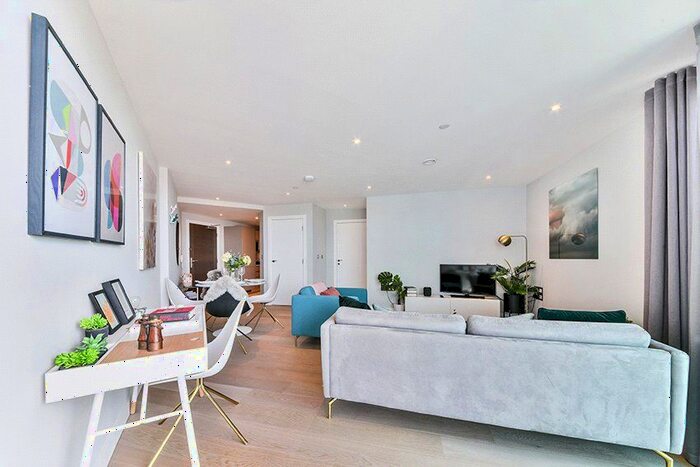 1 Bedroom Flat To Rent In Churchyard Row, SE11
