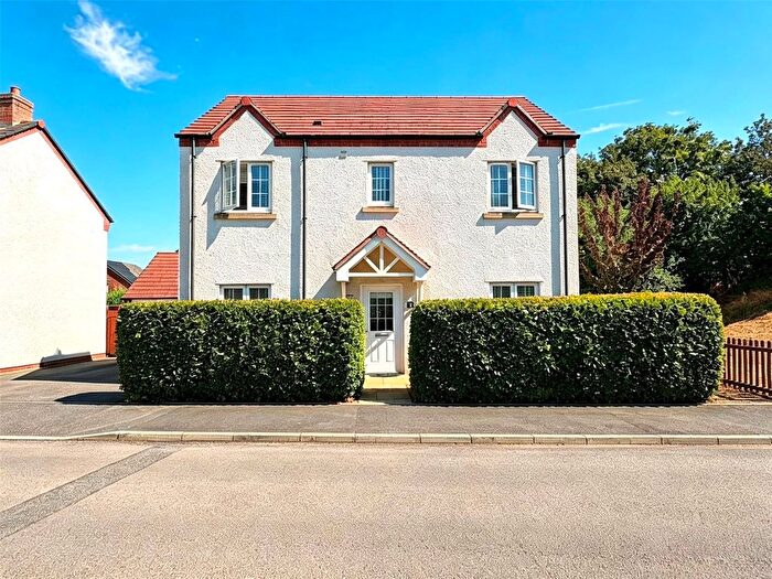 4 Bedroom Detached House For Sale In Horseshoe Crescent, Wellesbourne, Warwick, Warwickshire, CV35