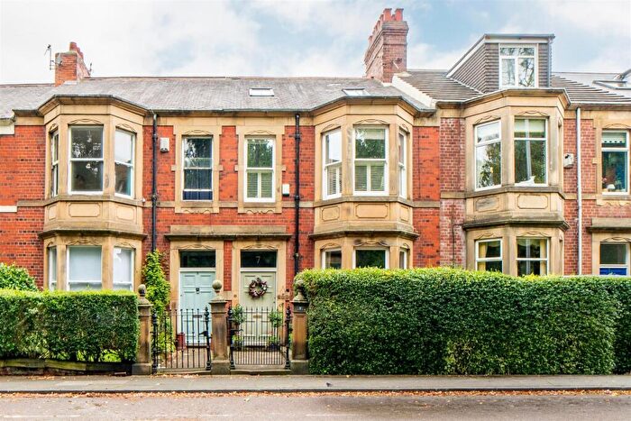 5 Bedroom Terraced House For Sale In West Park Road, Saltwell, Gateshead, NE8