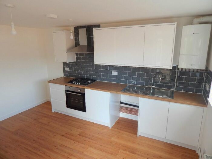 2 Bedroom Flat To Rent In Priory Hill, Dover CT17