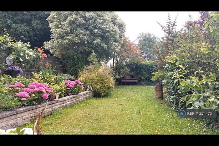 1 Bedroom Flat To Rent In Stoke, Plymouth, PL3