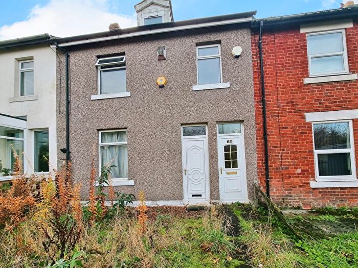 2 Bedroom Flat For Sale In Hawthorn Street, Walbottle, NE15