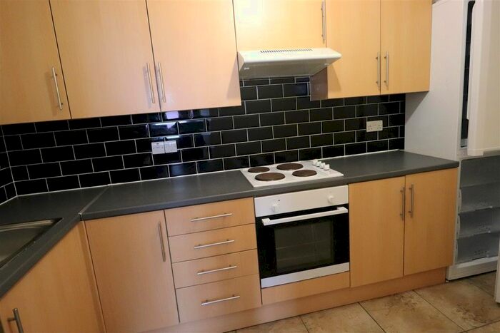 2 Bedroom Flat To Rent In Sandy Lane, Coventry, CV1