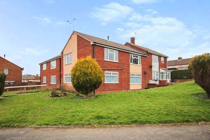 2 Bedroom Flat To Rent In Viewfield Crescent, Sedgley, Dudley, DY3