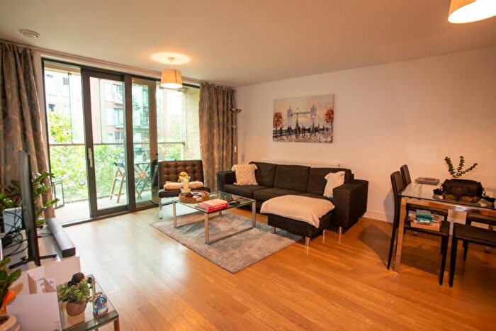 1 Bedroom Apartment To Rent In Surrey Quays Road, London, Greater London, SE16