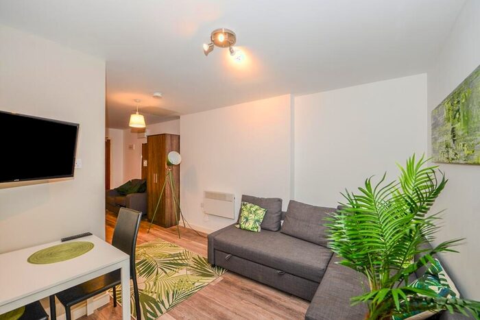 Apartment To Rent In Leigh Street, Liverpool, Merseyside, L1