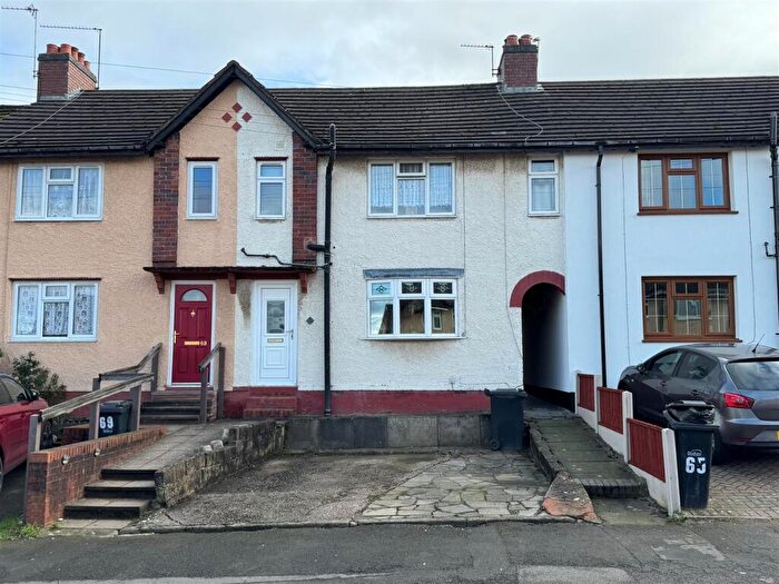 3 Bedroom Terraced House For Sale In Highfield Crescent, Halesowen, B63