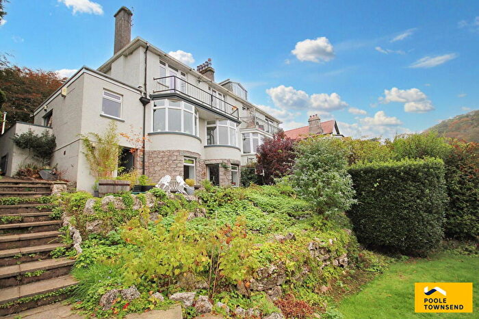 2 Bedroom Flat For Sale In Charney Road, Grange-over-sands, LA11