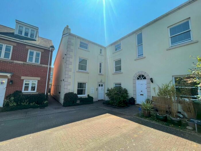 2 Bedroom Flat To Rent In Heavitree, EX1