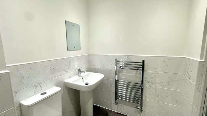 4 Bedroom Terraced House To Rent In Swanage Close, Preston, PR4