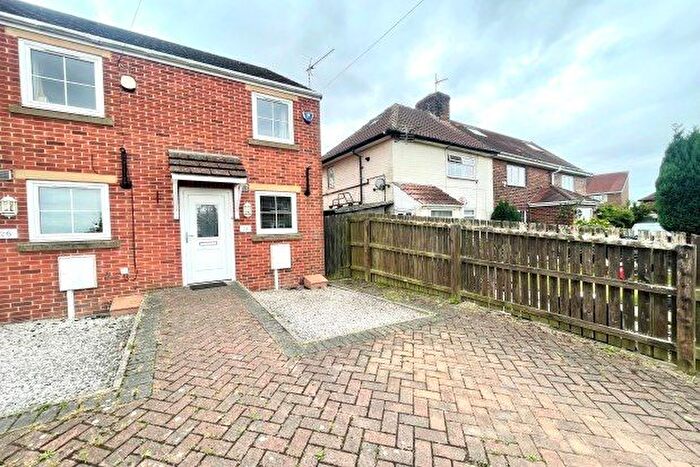 2 Bedroom Property To Rent In Manor Road, Sheffield, S21