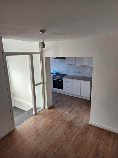 1 Bedroom Flat To Rent In Washway Road, Sale, M33
