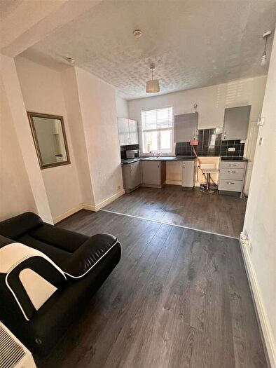 1 Bedroom Flat To Rent In Gorton Road, Stockport, SK5