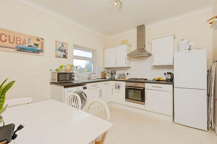 1 Bedroom Flat For Sale In Albion Road, Tunbridge Wells, Kent, TN1