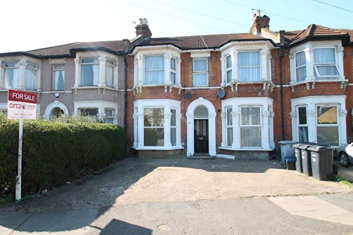 1 Bedroom Flat To Rent In Northbrook Road, Ilford, IG1